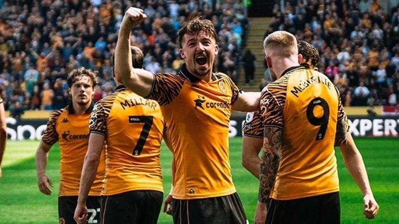 Acun Ilıcalı Türkiye'nin hayallerini yıkan genç yıldızı Hull City'e istedi - Resim: 1